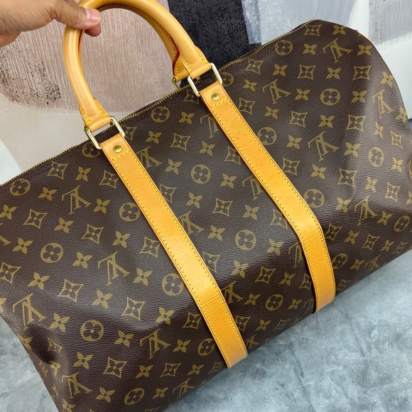 🌵Authentic Louis Vuitton Keepall 45 in Monogram🌵 - Picture 2 of 15